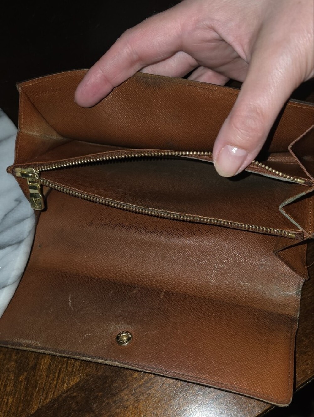 Louis Vuitton Monogram Long Wallet *has Callouts* - Picture 16 of 17